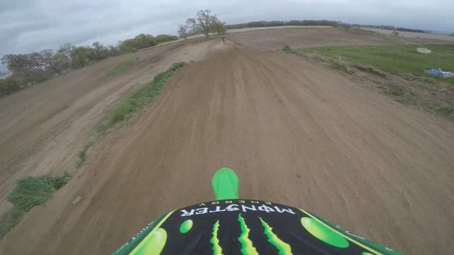 One lap at Valley MX Lomira wi (jake.kx250) смотреть онлайн