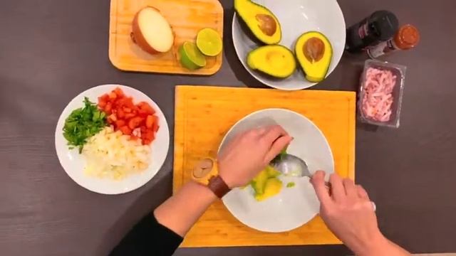 La mejor receta de guacamole con bacon | The best guacamole with bacon recipe #IEDCT21 смотреть онлайн