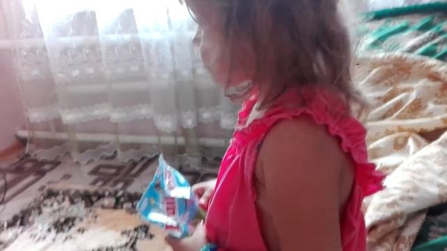 Открываем мармелад Свинка Пеппа смотреть онлайн