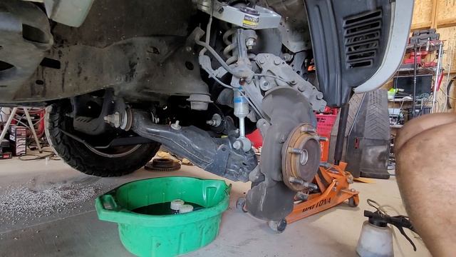toyota tacoma front brake pads and rotors replacement смотреть онлайн