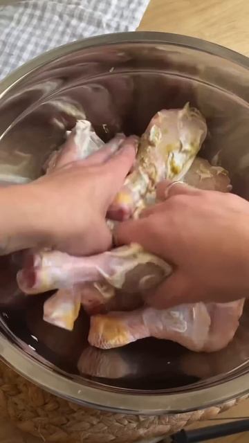 Такой сочной курицы вы ТОЧНО НЕ ПРОБОВАЛИ! #рецепт #еда #food #курицавдуховке смотреть онлайн