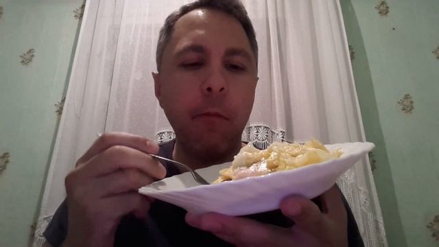 АСМР ИТИНГ. КУШАЮ ЯИЧНИЦУ С ВЕТЧИНОЙ. ASMR смотреть онлайн