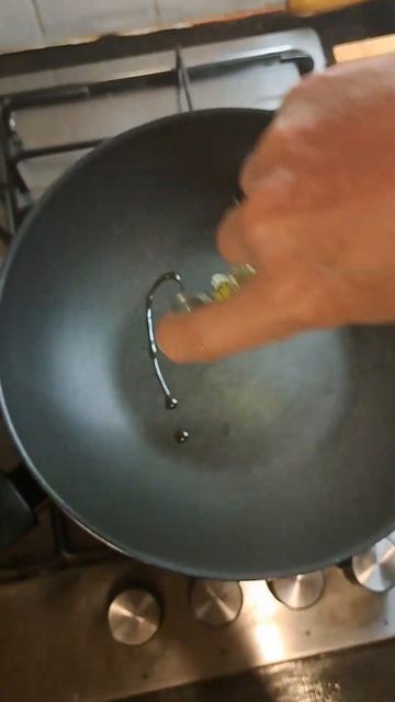 Poivron farcie aux Lentilles, #pimientos #lentejas #veganosespaña #recetasveganas #salsa #azafran смотреть онлайн