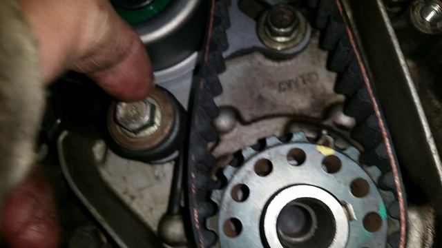 смена ремня грм и помпы на хюндай акцент Ч2 смотреть онлайн