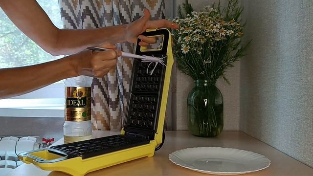 Готовим вкусные венские вафли! Обзор электровафельницы Kitfort KT-1611 смотреть онлайн