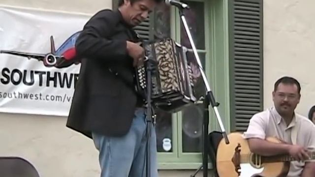 A French Touch - Joel Guzman смотреть онлайн
