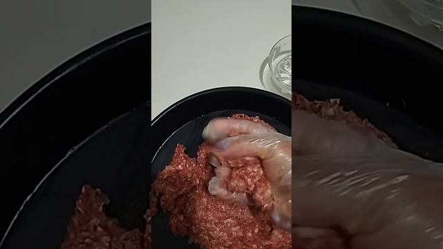 Кябаб из говядины с блхуром в духовке.Вы какого ещё не пробовали?Так что вам мешает?😉 смотреть онлайн