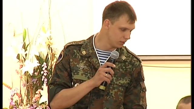 Все десантники пришли в гости в родной институт смотреть онлайн