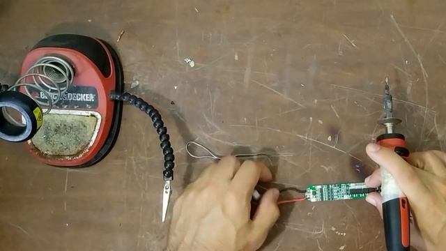Ricostruire Batteria robot aspirapolvere 2 - il ritorno e la vendetta смотреть онлайн
