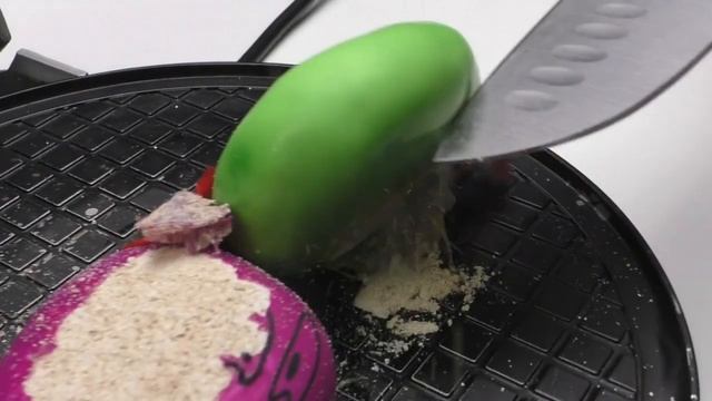 Crazy Harry Potter Candy VS Waffle Iron!! Disgusting Smell !!! смотреть онлайн