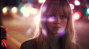 CHROMATICS «LOOKING FOR LOVE» (Extended Disco Version) Cherry (Deluxe) LP