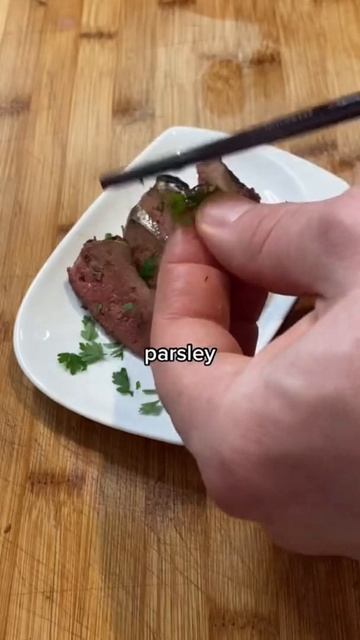 DOG CHEF tries beef liver #shorts смотреть онлайн