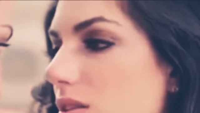 Hannah & Tanya - Part 1 - kissing смотреть онлайн