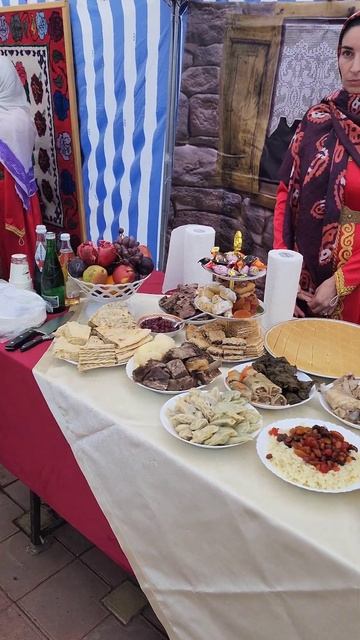 ЛЕЗГИНСКИЙ ПЛОВ И БЫТ ЛЕЗГИНОВ #shorts #шортс смотреть онлайн