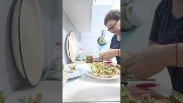 Тарталетки со шпротами и солёным огурцом 🌲🌲🌲