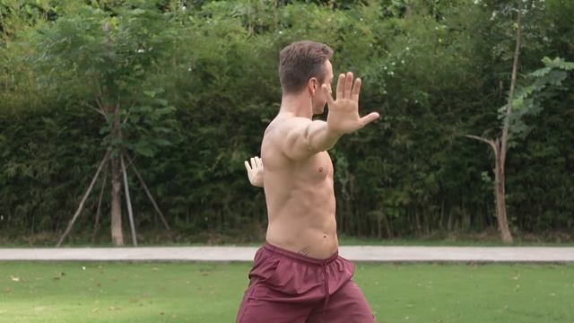 Утренняя зарядка. Зарядка для спины и шеи. смотреть онлайн