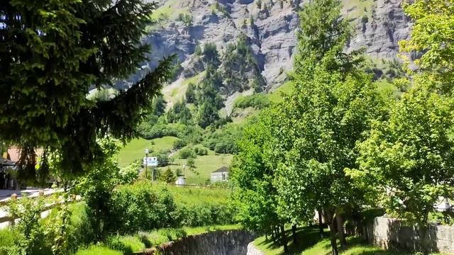 Очарование альпийских деревень Швейцарии - Лойкербард / Switzerland - Leukerbard смотреть онлайн