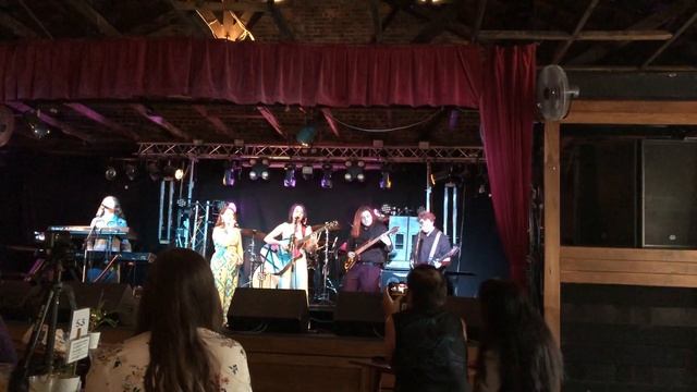 JMC Assessment Performance at The Zoo 2nd song смотреть онлайн