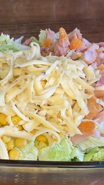Салат из пекинской капусты и копчёной курочки. #простойрецепт #shorts смотреть онлайн