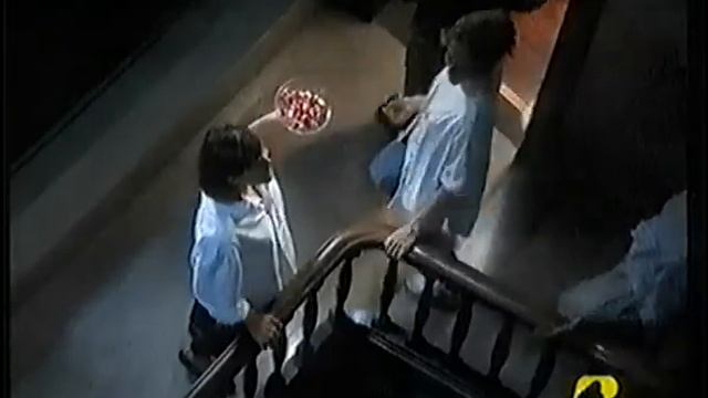 Mon Cheri - Pubblicità [Rete 4 - 1996] смотреть онлайн