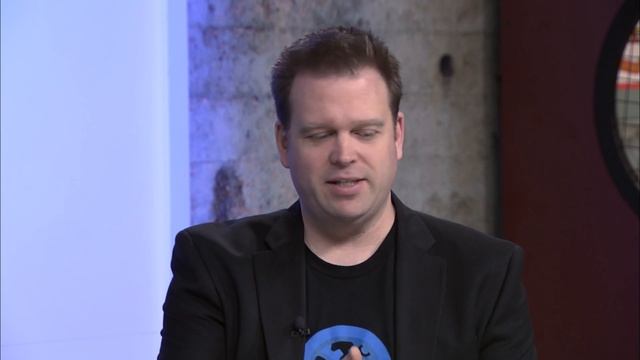 Collaboration updates across your Office apps смотреть онлайн