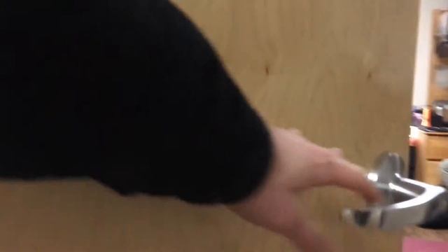 Wimpiest Car Horn Ever (Vlog 114) смотреть онлайн