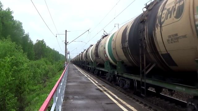 Электровозы ВЛ10К-1679/УК-1019 с грузовым поездом смотреть онлайн