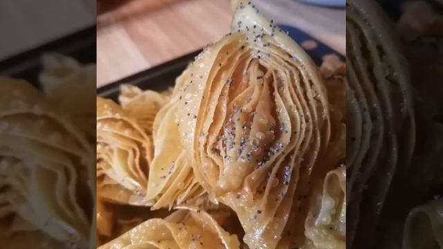 Бехтарин пухтупазхои хонаги барои шумо дасгири намойед. смотреть онлайн