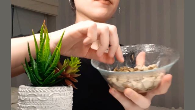 И любимая УРАЛОЧКА!💚💥URAL CLAY💥ХРУСТ #уральскаяглина 💥 #uralclay #mukbang#asmr#crunch#хруст#clay смотреть онлайн