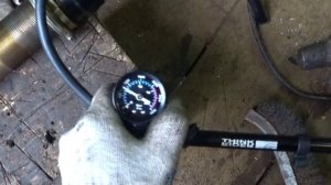 Как накачать моно амортизатор на мото?