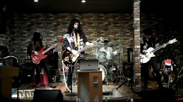 THE GUSTRASH ROLL OVER THE COVID GIG смотреть онлайн