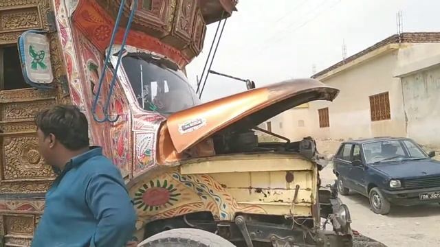 Driver bhi ki bat sunia truck Pakistan смотреть онлайн