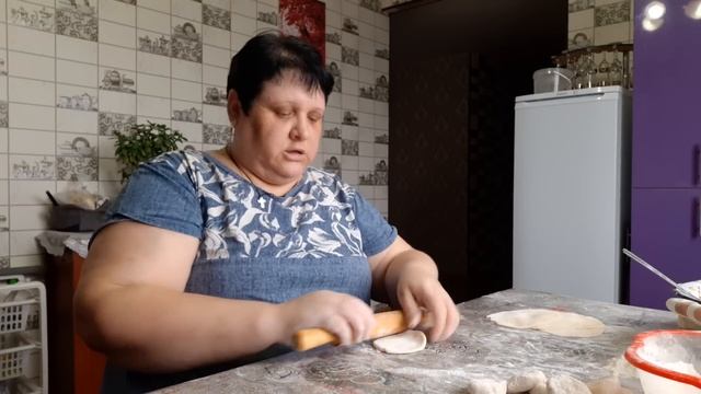 продолжение стряпаю ХИНКАЛИ. смотреть онлайн