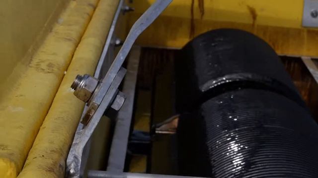 Tank testing skimmer смотреть онлайн