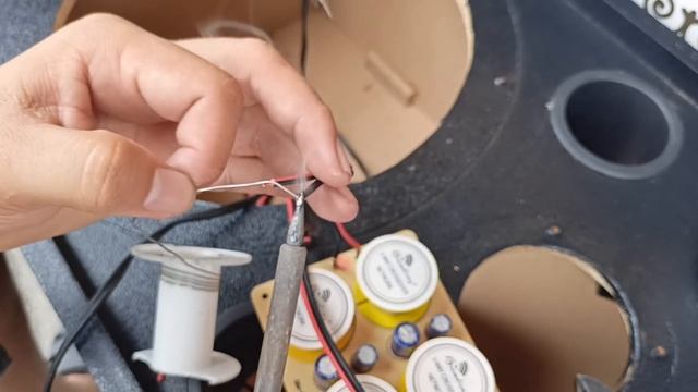 Paano mag lagay ng 3 way 300watts dividing network sa speaker para mas maganda ang tunog смотреть онлайн