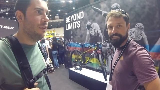 UNIBIKE 3/3. Prueba rodillos BKOOL, TACX y review Canyon Exceed смотреть онлайн
