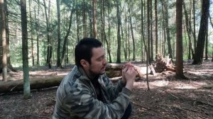 Имитирую диких птиц с помощью рук