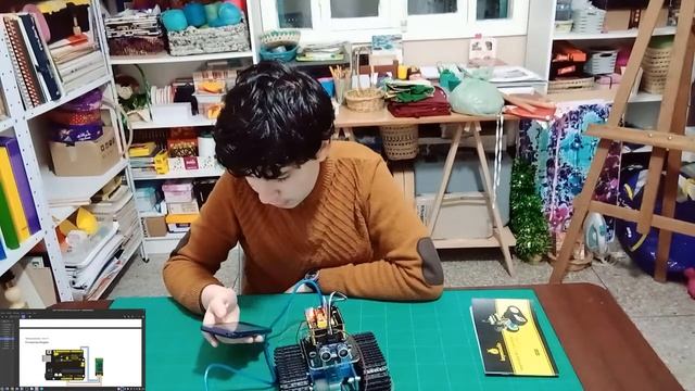 Keyestudio Ep. 4 - Le projet N1, le robot Mini Tank смотреть онлайн
