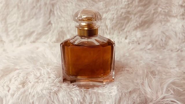 VLOGMAS DAY 17 | GUERLAIN MON GUERLAIN PERFUME