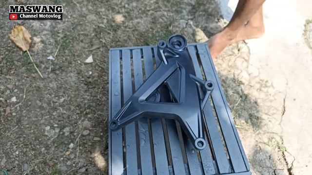 Ngecat Arm new vario dari cat semprot Sapporo Ultimate UL111 ZX Grey Black . Warna Kalem dan elegan смотреть онлайн