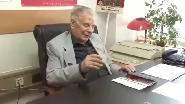 Михаил Ефимович встретился с Жоресом Алферовым смотреть онлайн