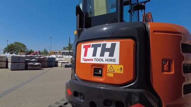 Hitachi ZX55U-6 5 Tonne Excavators Available to Hire - Tippers Tool Hire - Plant Hire West Midlands смотреть онлайн