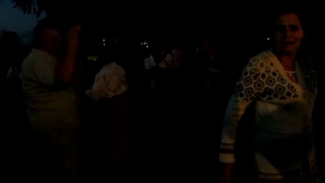 ЗАГЛЯНИТЕ К НАМ НА ОГОНЕК... смотреть онлайн