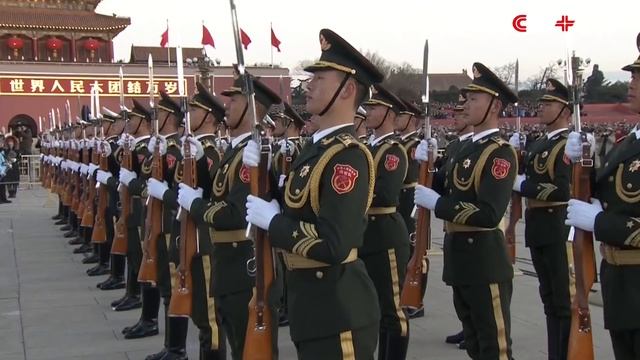 New Type of Flag-raising Ceremony at Beijing's Tian'anmen Square Starts on New Year Day смотреть онлайн
