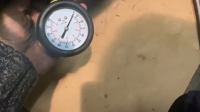 VW T5 Multivan 2,5 TDI AXD - Turbolader und Öldruckmesssung | VW T5 Van Oil Pressure Testing смотреть онлайн