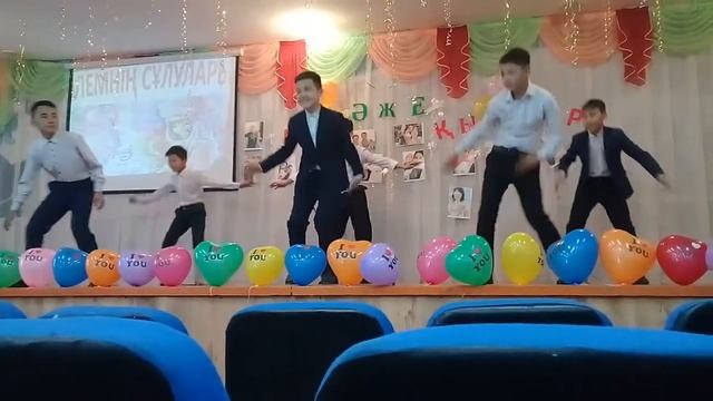 М.Макатаев флешмоб смотреть онлайн