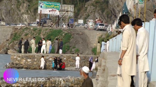 Fiza Gat Park, Swat | Swat Khyber Pakhtunkhwa | Never Let It Go смотреть онлайн