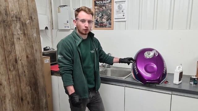 Motorcycle fuel tank restoration process using the POR-15 fuel tank repair kit. смотреть онлайн
