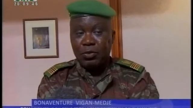 Boni Yayi visite les usines de transformation de tomates et d'ananas смотреть онлайн