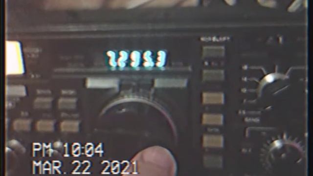 ICOM ic 730 слушаем,как звучат АМ вещалки смотреть онлайн
